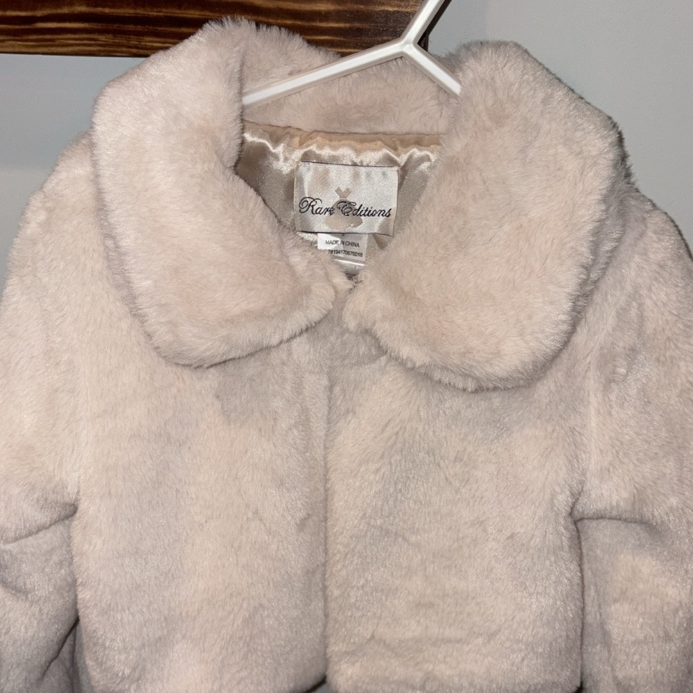 Rare Editions Soft Faux Fur Jacket Size 5 Off White/Cream - Picture 3 of 9
